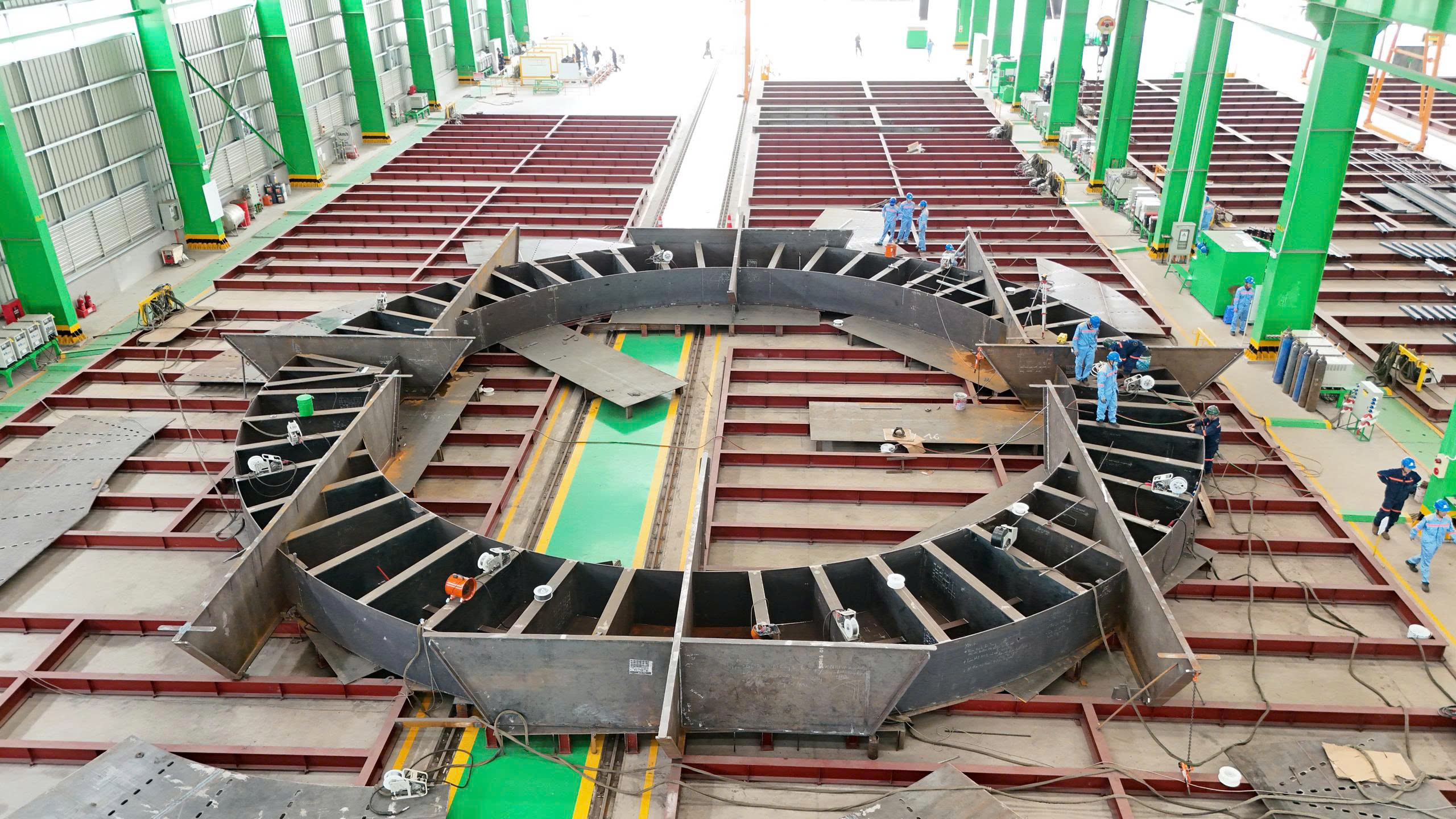 CRANE RING – A MAJOR MILESTONE IN HA LONG EPC’S JOURNEY TO THE GLOBAL MARKET