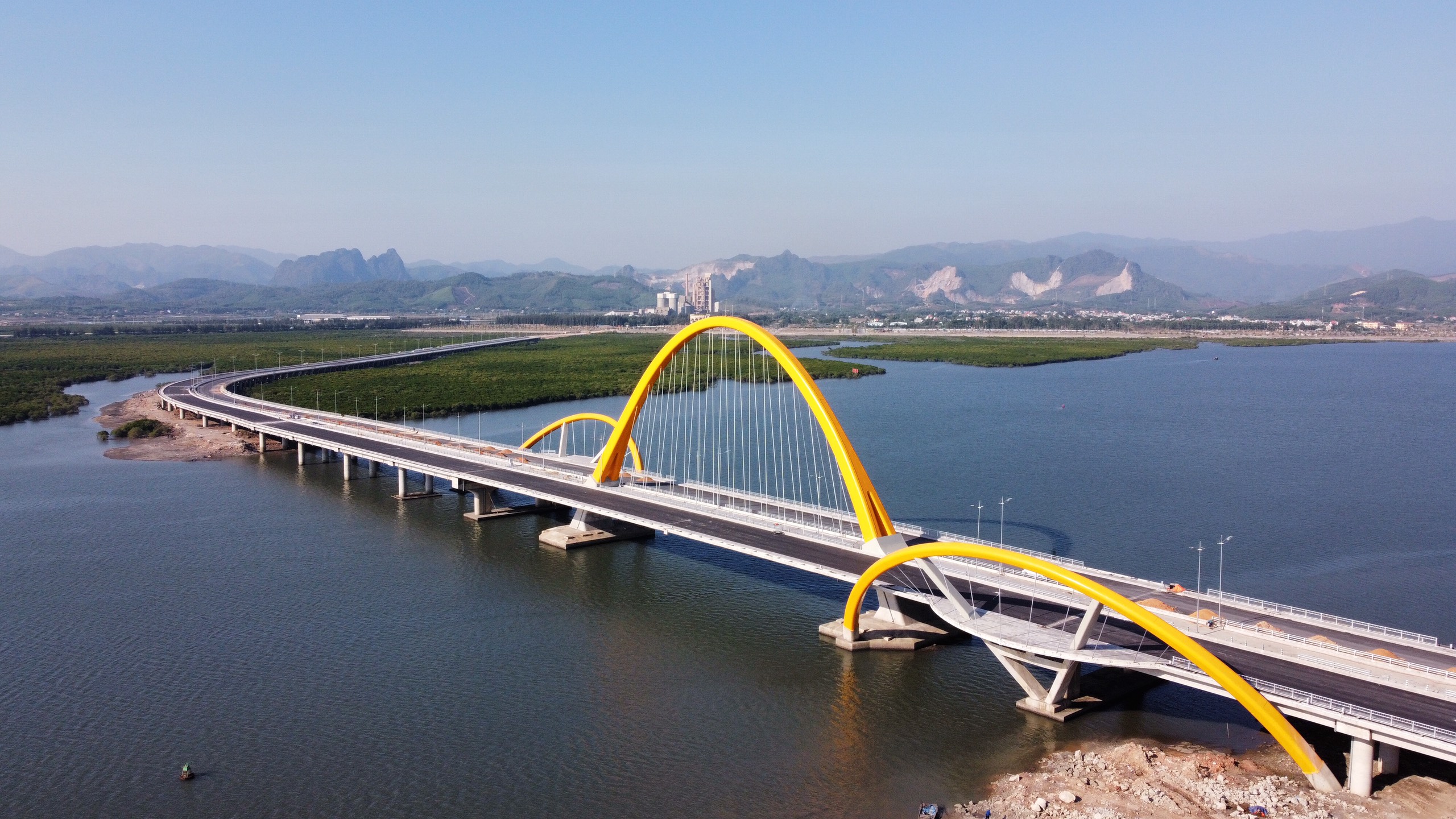 Dự án cầu Cửa Lục 3 (Quảng Ninh)
